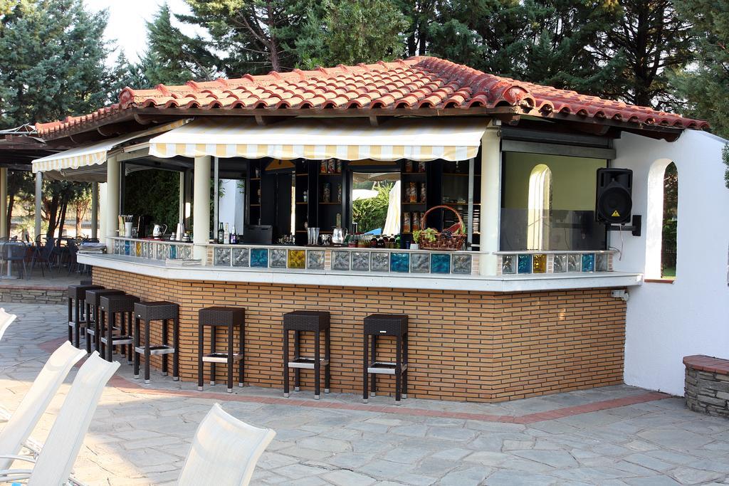 Hotel Galaxy Krepeni Экстерьер фото