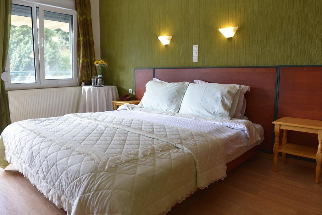 Hotel Galaxy Krepeni Экстерьер фото
